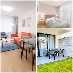 Apart111 - Garden Apartment